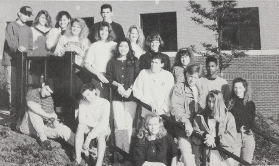 The+original+Lamplighter+Staff+posing+in+front+of+the+school+in+1990.