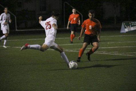 Bulldogs Victorius at Boys’ Soccer Regionals, 4-0