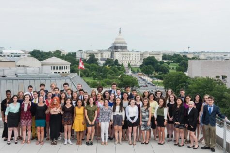 Free Spirit '16 group photo on the Newseum balcony