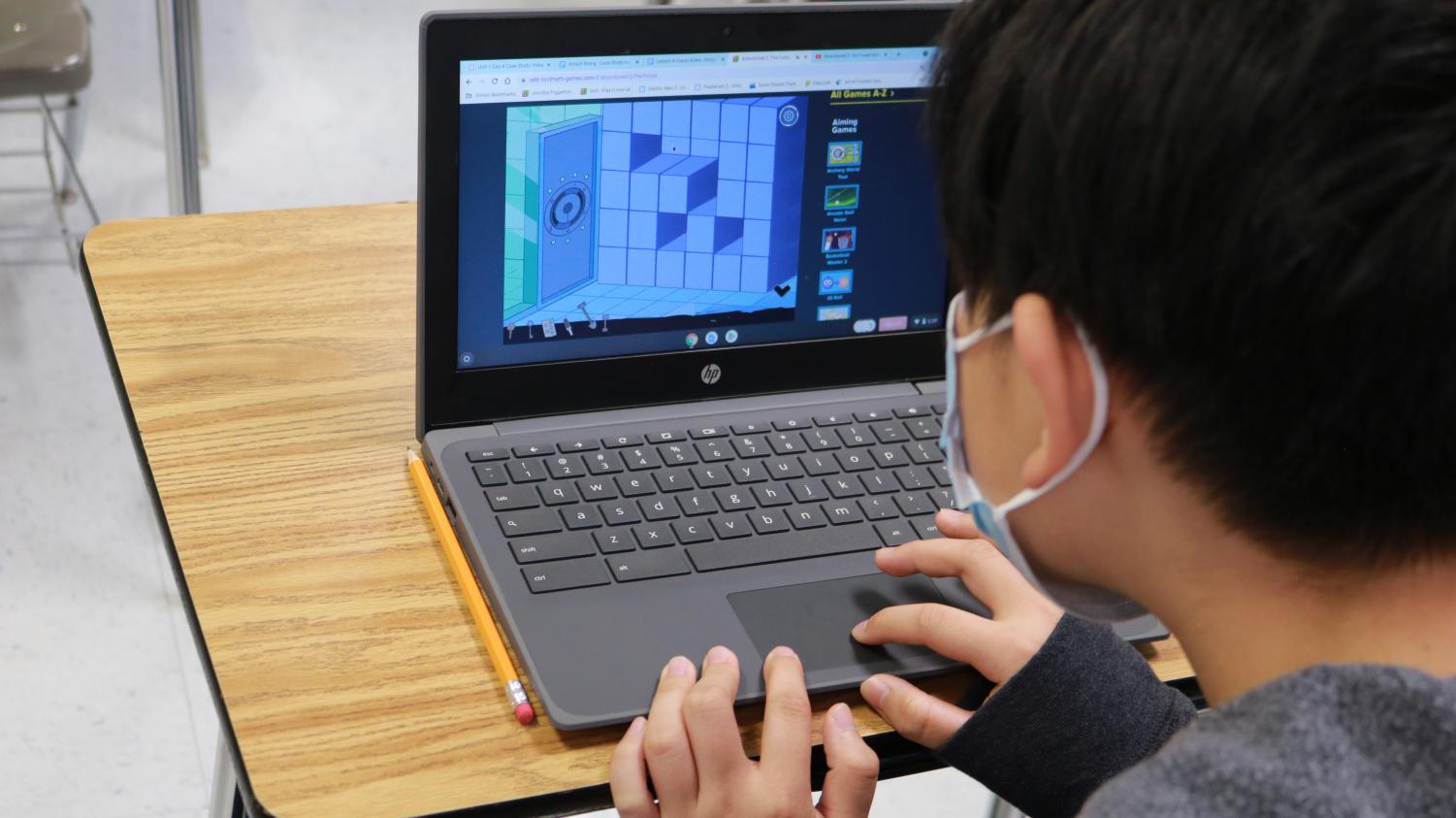 How To Play Games On A School Chromebook 