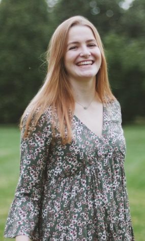 Photo of Elizabeth Hunter