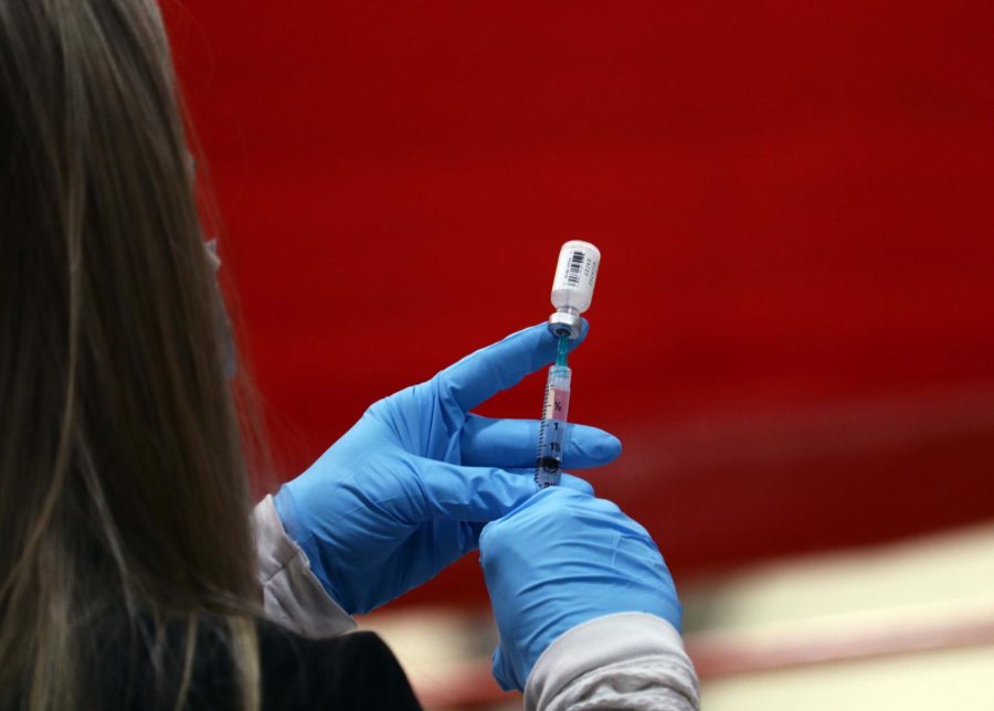 Dunbar Vaccination Clinic Held in Gym