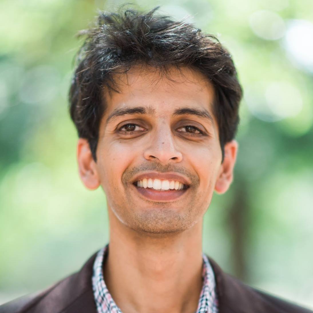 Raj Mankad, who graduated from Paul Laurence Dunbar in 1996, mis the Deputy Opinion Editor at the Houston Chronicle.